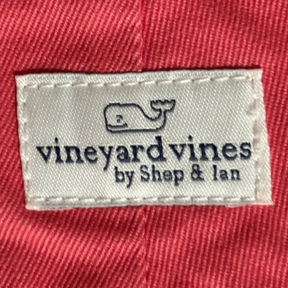 Vineyard Vines Mens Pants Chino Coral Pink
100% Cotton size 16 (boys) - Picture 6 of 12